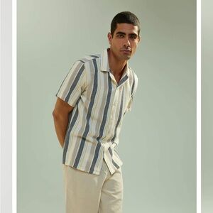 Zara Relaxed Fit Striped Short Sleeve Button Down